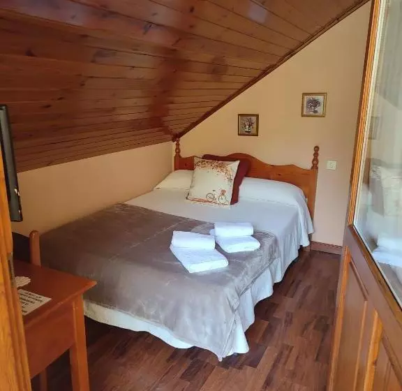 ホテル La Salmonera Cangas De Onís