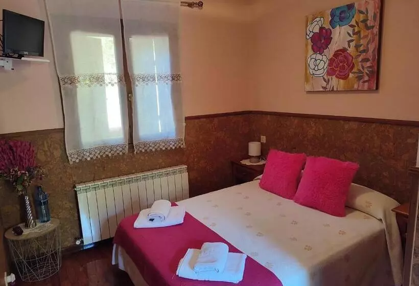 ホテル La Salmonera Cangas De Onís