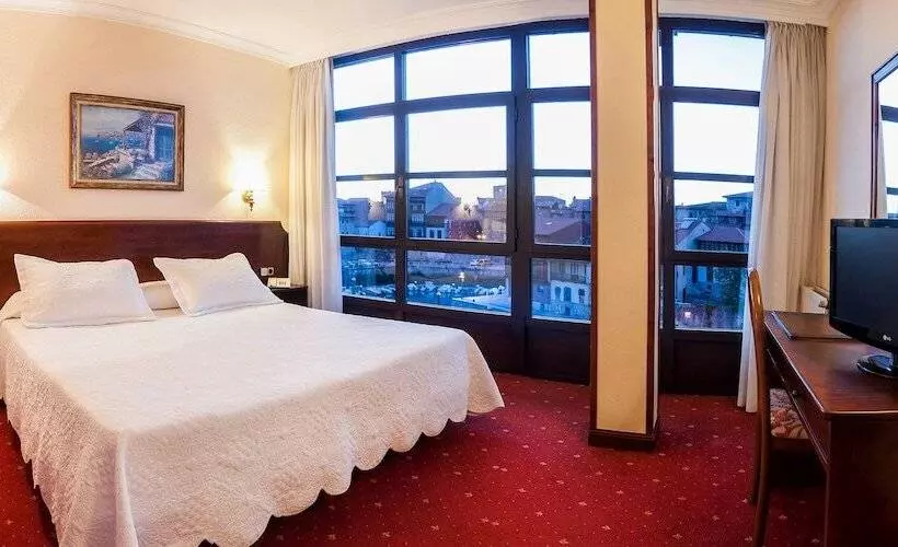 בית מלון כפרי Las Rocas