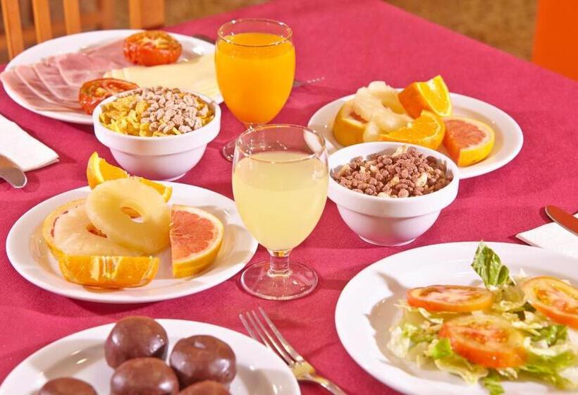 هتل Mll Caribbean Bay