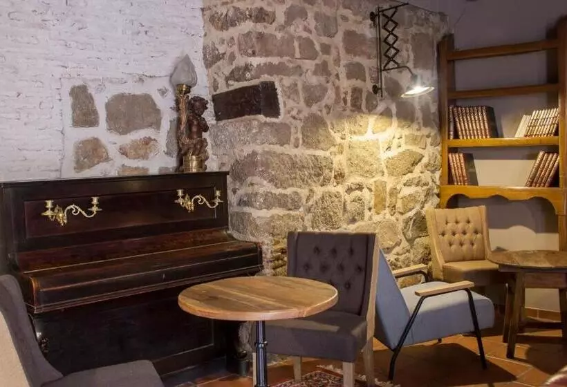 فندق Palacio De Monjaraz