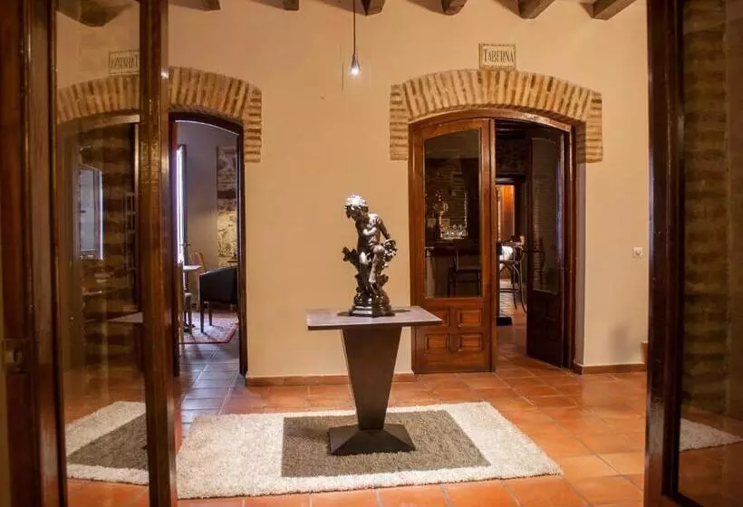 فندق Palacio De Monjaraz