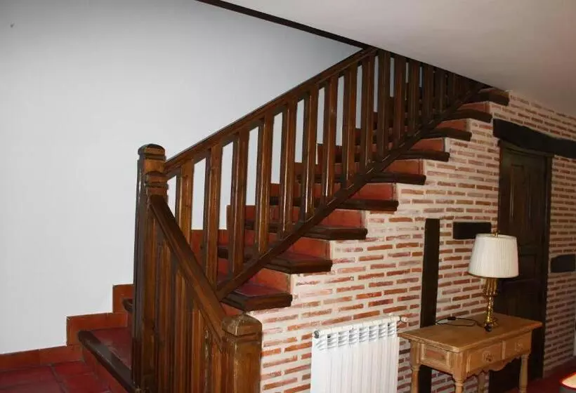 فندق Palacio De Monjaraz