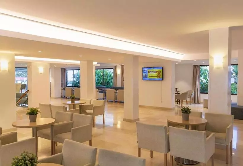 فندق R2 Veronica