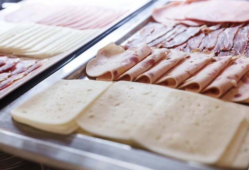 בית מלון כפרי Restaurante Emilio