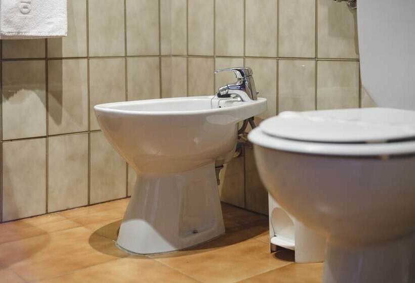 בית מלון כפרי Restaurante Emilio