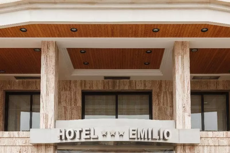 호텔 Restaurante Emilio