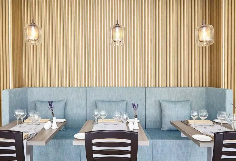 酒店 Universal Grand Leon & Spa