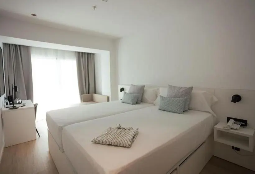 ホテル Villa España