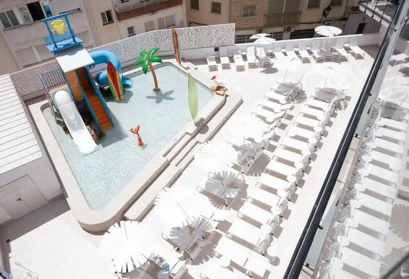 ホテル Villa España