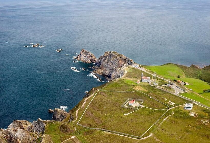 هتل Y Casona El Carmen