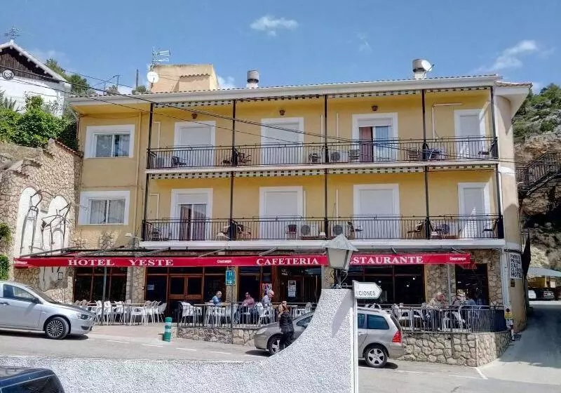 酒店 Yeste