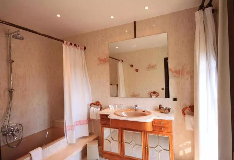 Petit Hotel Ses Rotges   Only Adults