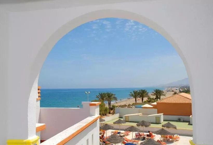 בית מלון כפרי Playavera