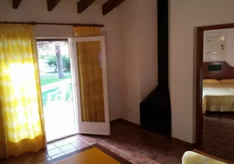 Apartamentos Pueblo Menorquin