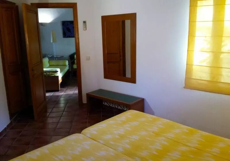 Apartamentos Pueblo Menorquin