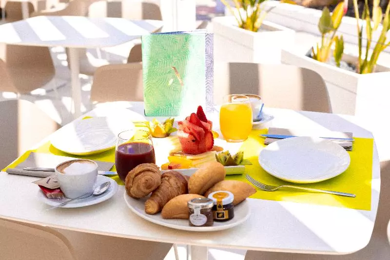 ホテル Anfora Ibiza