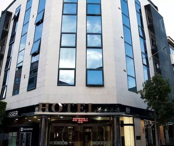 Отель Benetusser