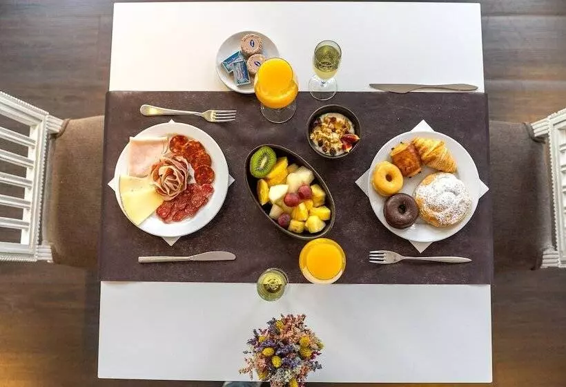 Отель Blancafort Spa Termal