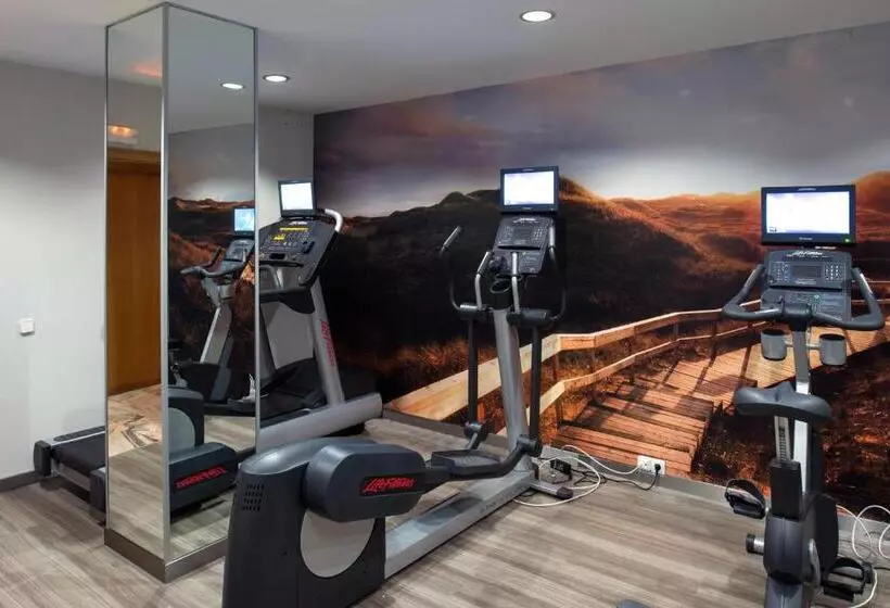 בית מלון כפרי Catalonia Albeniz