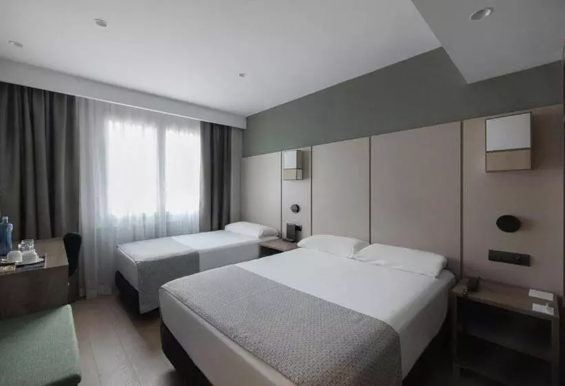 בית מלון כפרי Catalonia Albeniz