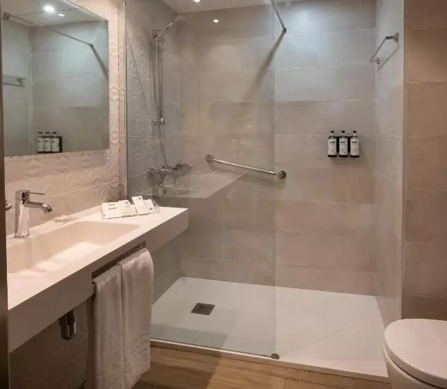 בית מלון כפרי Catalonia Albeniz