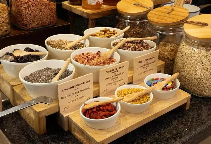 בית מלון כפרי Catalonia Albeniz