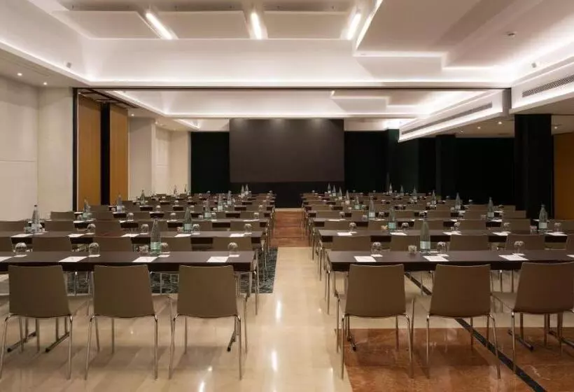 호텔 Catalonia Diagonal Centro