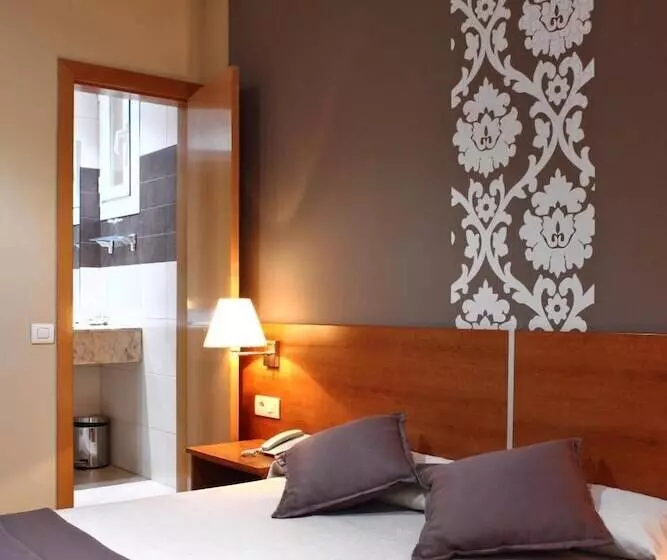 Отель Catalunya