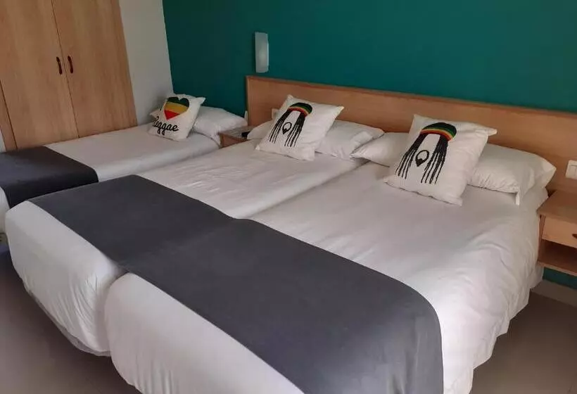 בית מלון כפרי Clibomar Jamaica