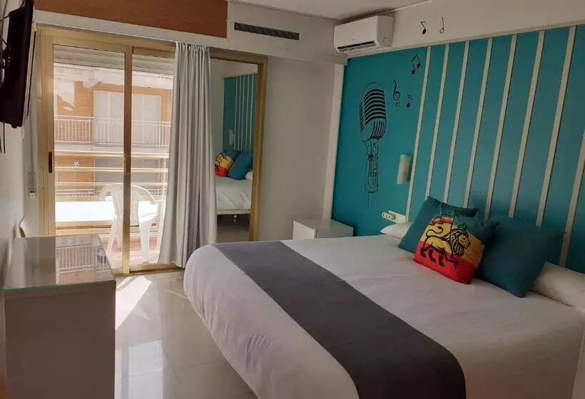 בית מלון כפרי Clibomar Jamaica