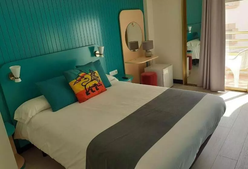 בית מלון כפרי Clibomar Jamaica