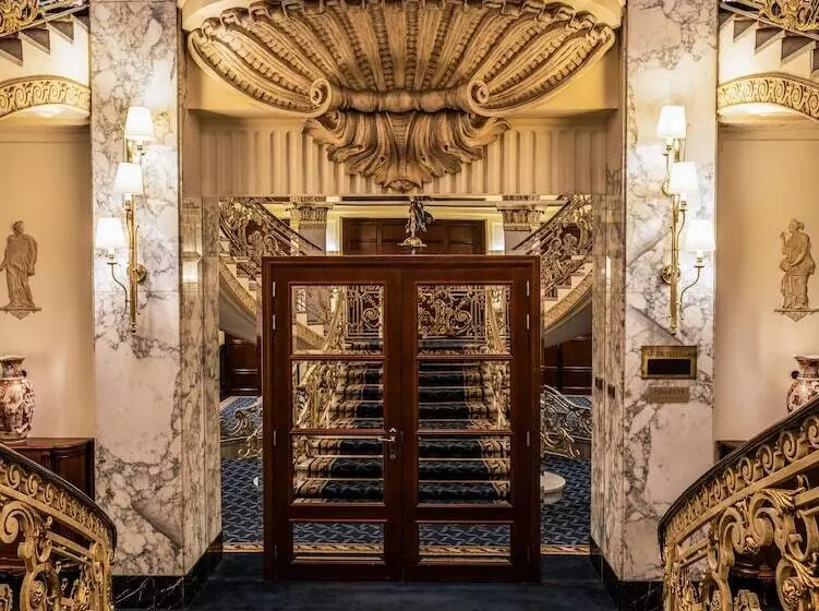 Отель El Avenida Palace