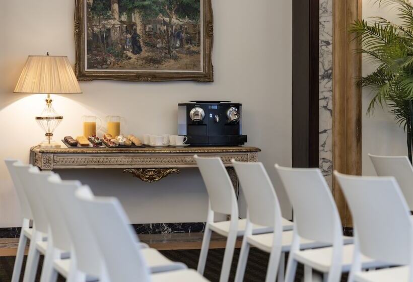 هتل El Avenida Palace