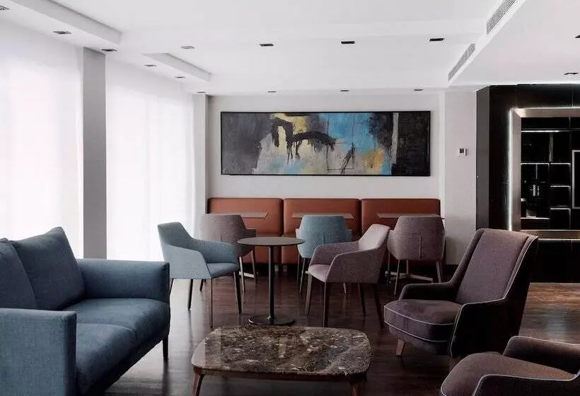 Отель Hg City Suites Barcelona