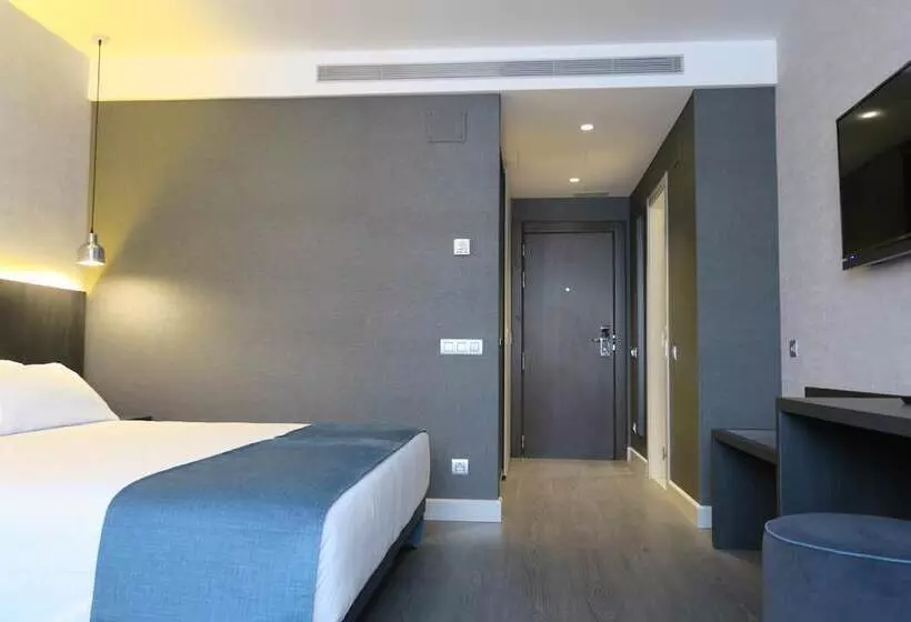 Отель Hg City Suites Barcelona