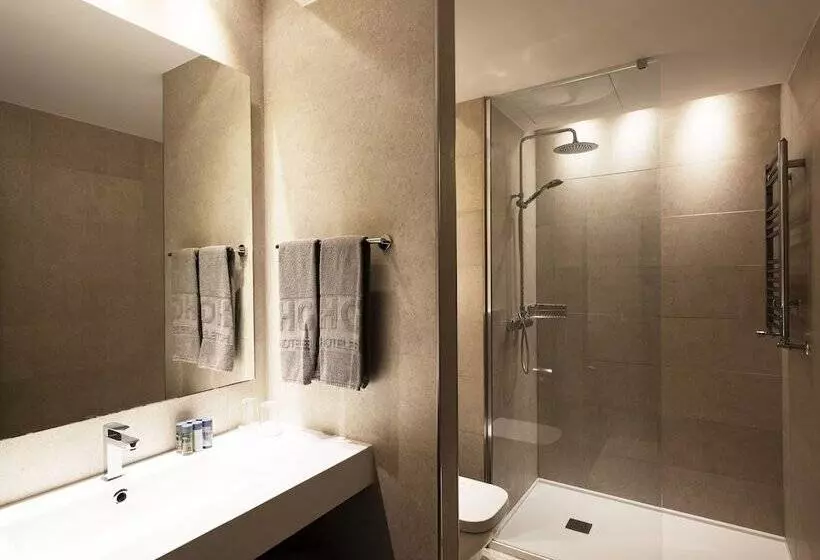 Отель Hg City Suites Barcelona