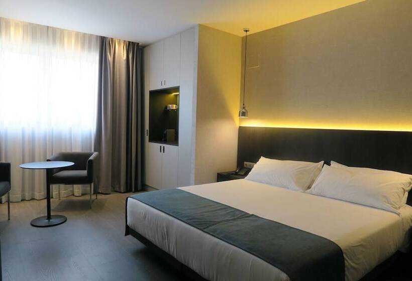 هتل Hg City Suites Barcelona