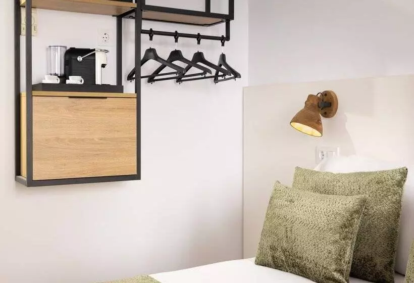 Отель htop Bcn City