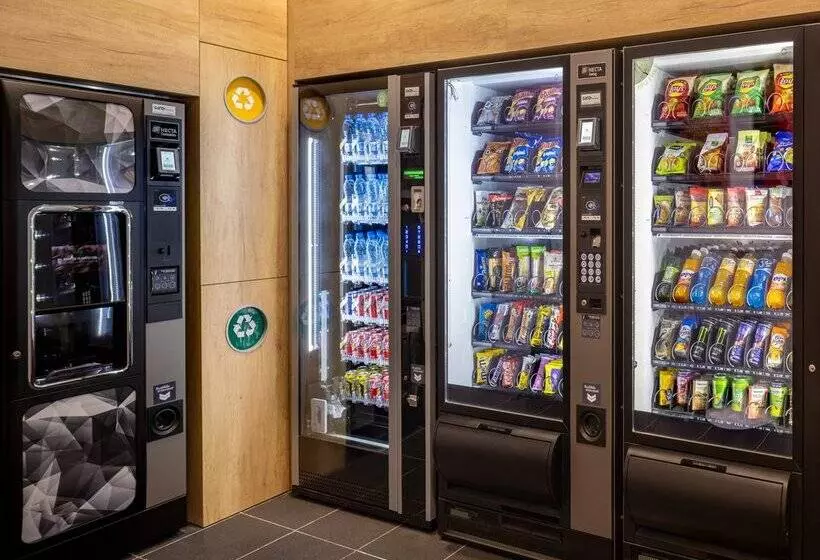 Отель htop Bcn City