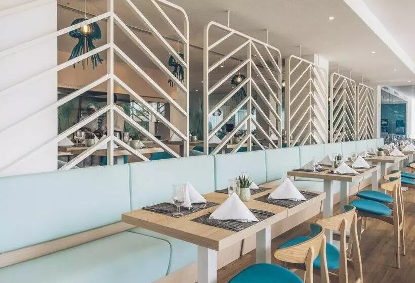 Отель Iberostar Waves Alcudia Park