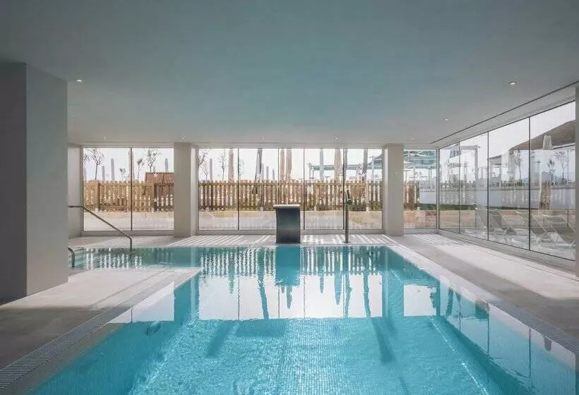 Отель Iberostar Waves Alcudia Park