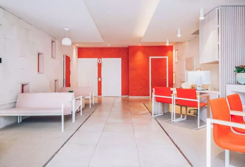 Отель Iberostar Waves Alcudia Park