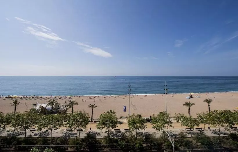 ホテル Internacional