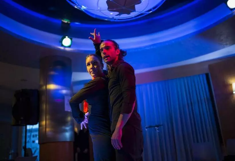 ホテル Internacional