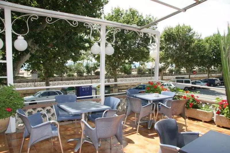 ホテル Internacional