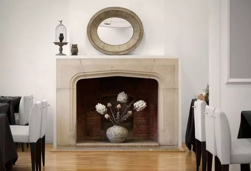 Отель Onix Rambla