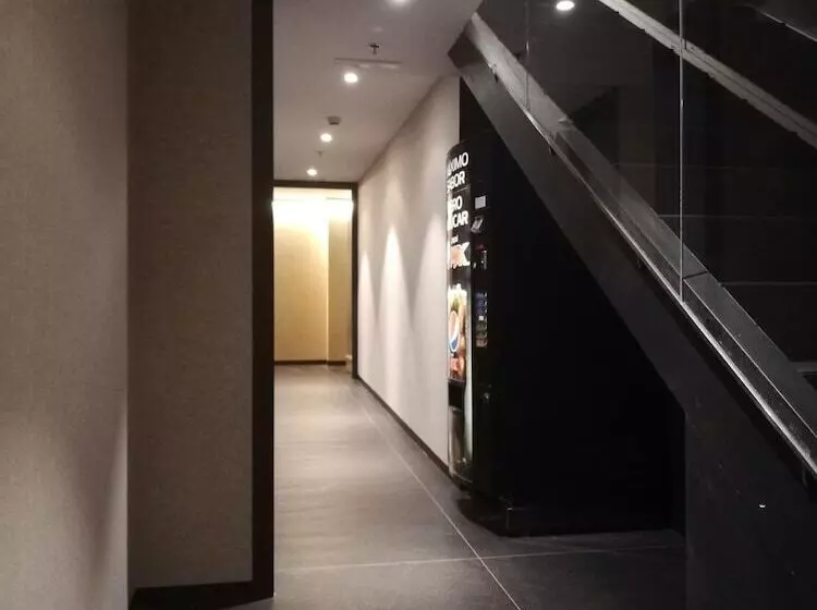 Отель Ronda House