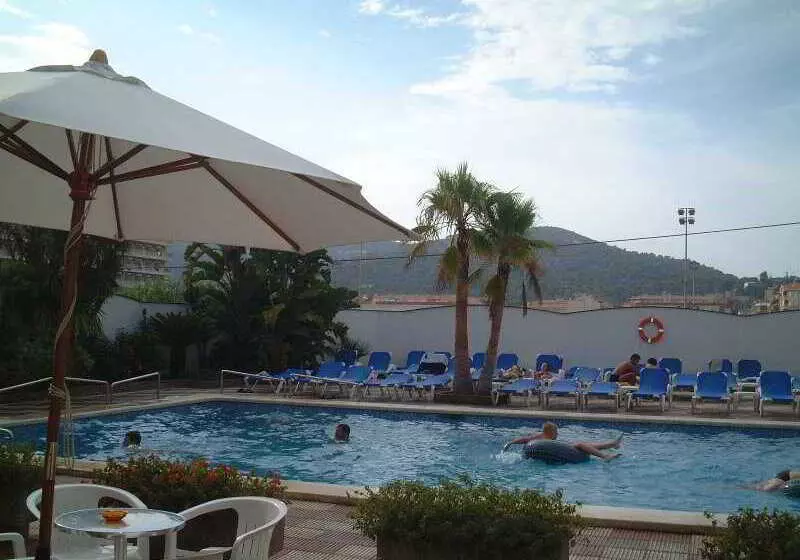 ホテル Rosa Nautica