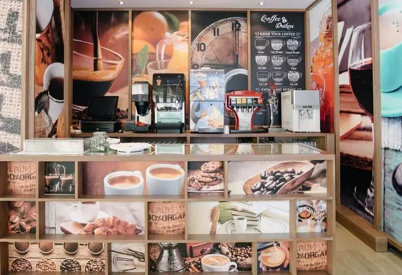 ホテル Thb Maria Isabel  Adults Only